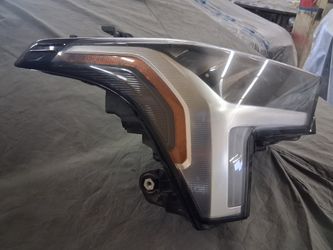 2022 - 2024 Toyota Tundra Passenger Side Chrome Factory Style LED Headlight