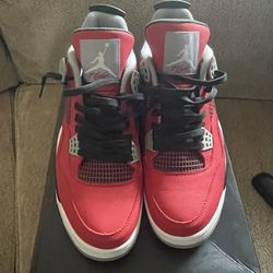 Size 12 Toro Bravo 4s