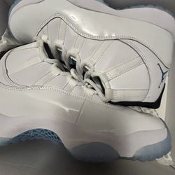 Jordan 11 “Legend Blue” - Size 8.5
