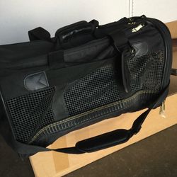 Pet Mate Soft Sided Carry Bag Approx 19/11