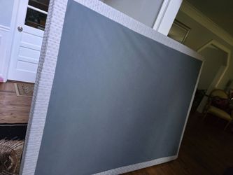Full size box spring and rails