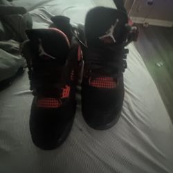 Jordan 4 Retro Red Thunder