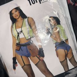 Costume