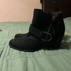 Black High Heal Shoes