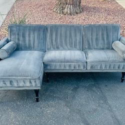 Beautiful Gray Velvet Sectional Couch Sofa With Chaise Turns Into A Bed Or Lounger*