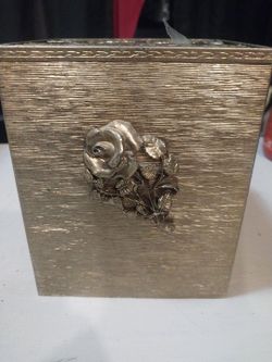 Tissue box cover vintage