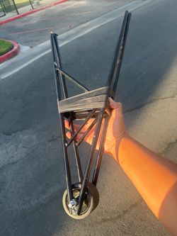 Minibike wheelie bar