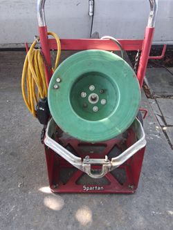 SPARTAN MODEL 100  LE FALTA UNA PARTE AL TAMBOR LO DEMAS TRABAJA  BIEN
