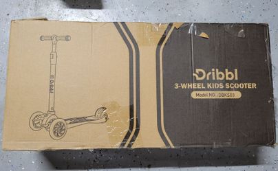 NIB Blue,  light up,  3 wheel scooter