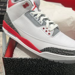 Jordan Fire Red 3’s Size 11