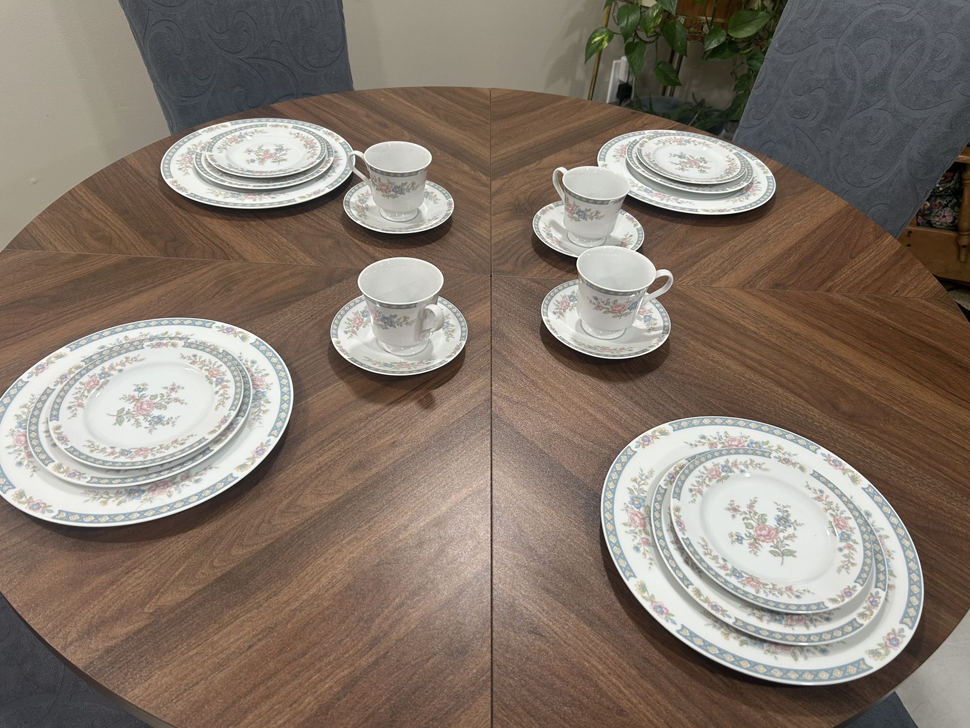Towne Fine China