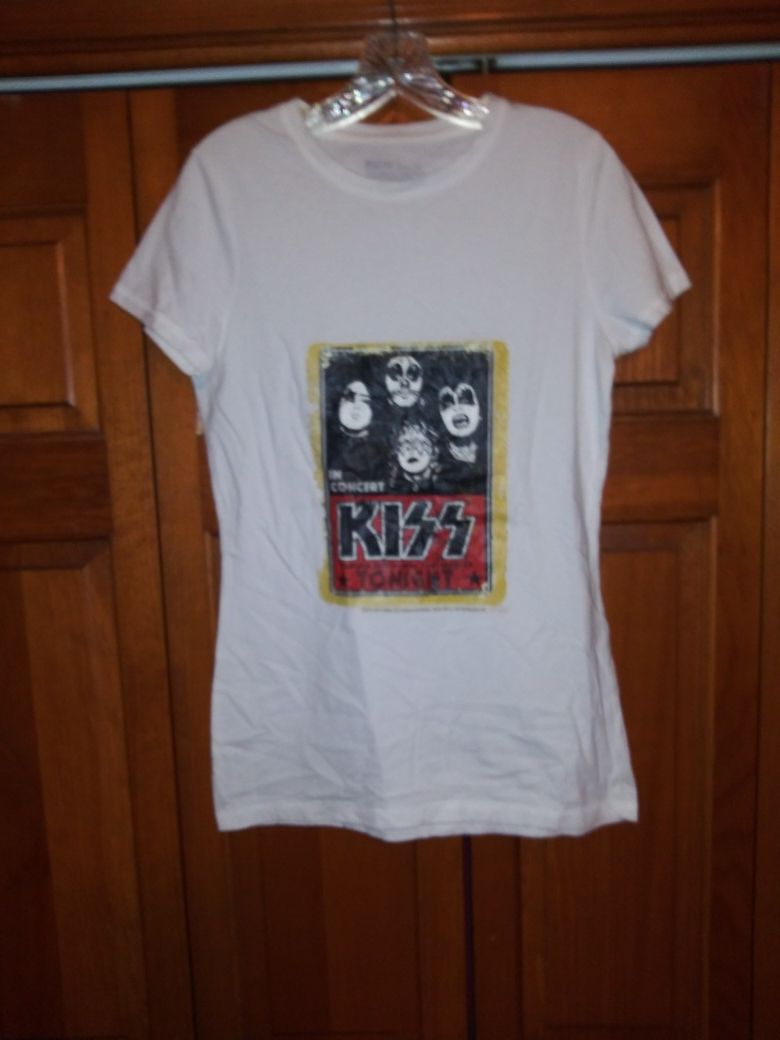 WOMEN'S LARGE KISS IN CONCERT TONIGHT SHIRT