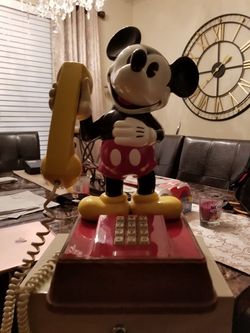 Mickey mouse phone