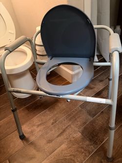Toilet seat FREE