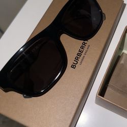 Burberry Men’s Sunglasses 