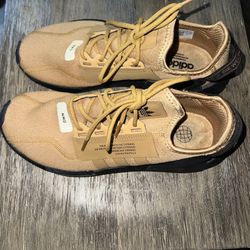 Like New Mens Adidas Nmd Asking 60$