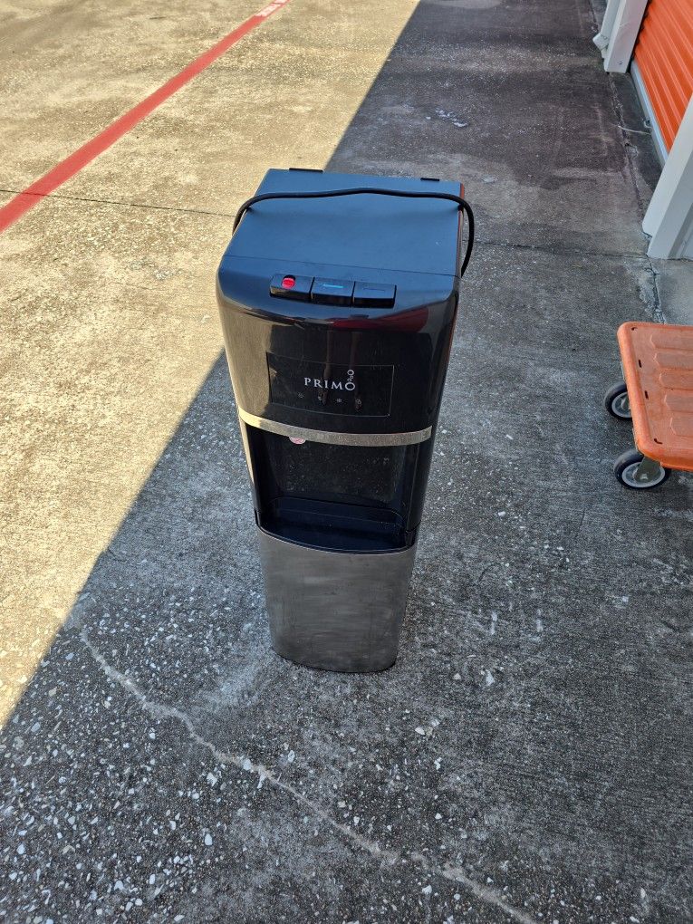 Primo Water Dispenser Model 900130 Black for Sale in Houston, TX OfferUp