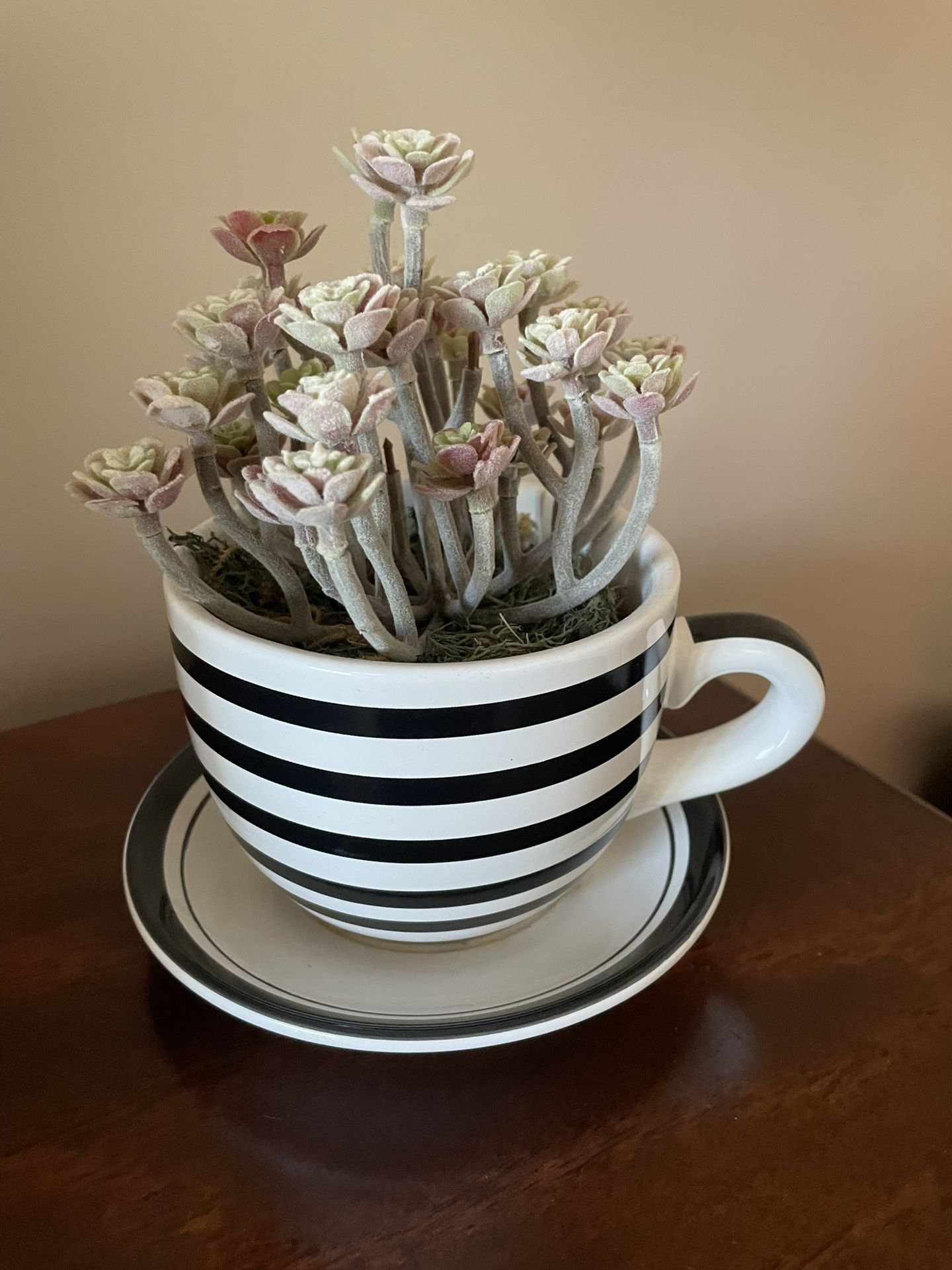 Tea Cup Decor