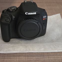 Canon EOS Rebel T7
