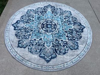 Pretty Vintage Oriental Style Round Area Rug (6’7”x6’7”)