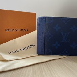 Louis Vuitton Multiple Wallet 