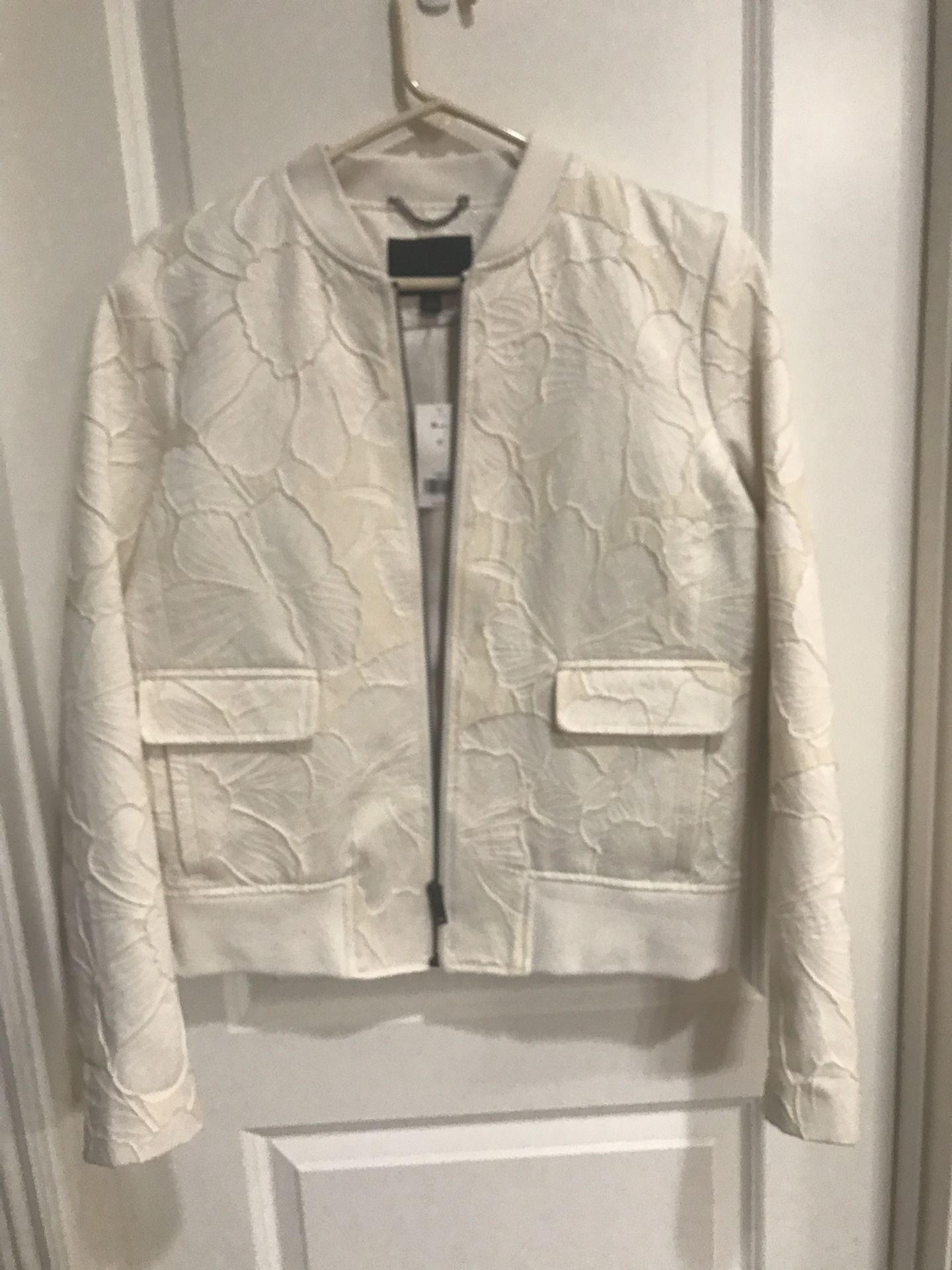 Banana Republic women’s floral bomber jacket NWT