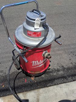 Wet and dry vacuum cleaner, 11 gallon, 9.2 amp used