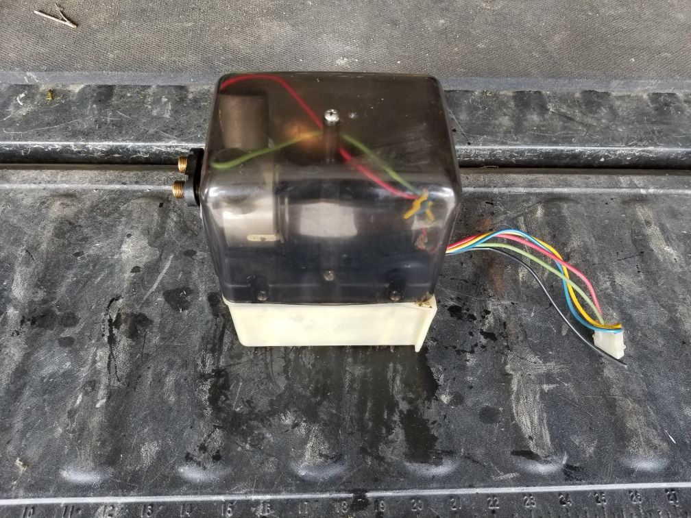 Marine TRIM TABS UNIT MOTOR and hydraulic lift cylinders