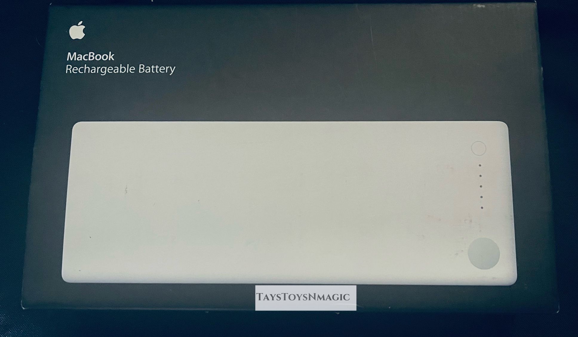 Apple 13" MacBook Rechargeable Battery White MA561LL/A GENUINE Model A1185