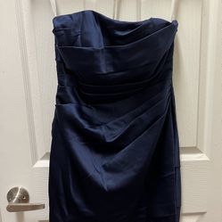 Like NEW Size 2 David’s Bridal Midnight/Navy Blue Strapless Short Dress