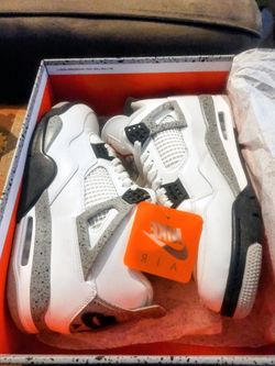 Air Jordan 4 Retro Men Size 13