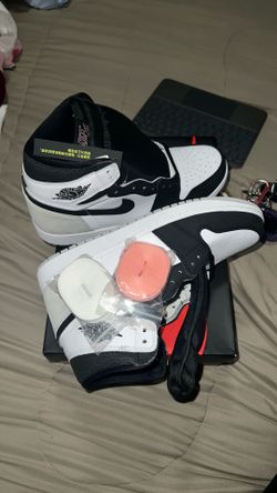 Air Jordan 1 Retro High OG “Stage Haze” Bleached Coral