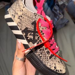 Off-White Sneakers – Excellent Condition