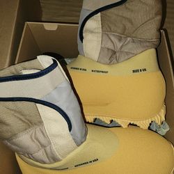 Yeezy Knit Runner Boot