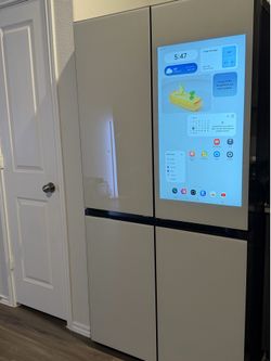Samsung - 36 in. Wide Bespoke 29 Cu. Ft. 4-Door Flex French Door Smart Refrigerator w Al Family Hub