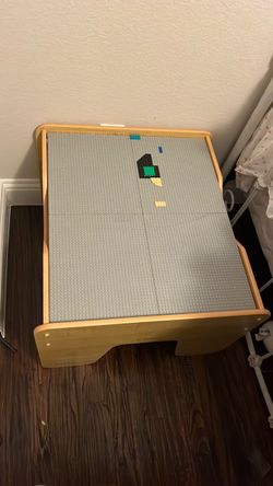 Lego table