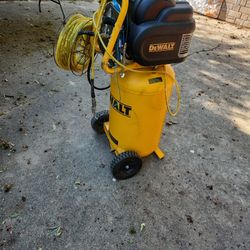 Air Compressor Dewalt Like New