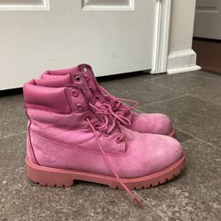 Women’s Pink Timbs Size 5.5