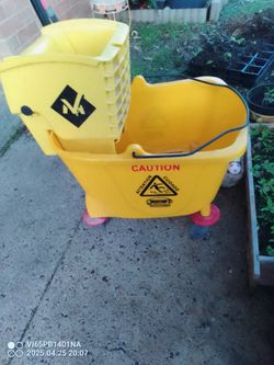 Cubeta Para Trapear Comercial Barata $20 Dlls 