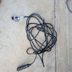 extension cord with 3 outlets