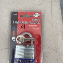 Laminated padlock