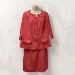 ✨New✨ Adult Women Size 14 W 2-piece Pink Coral Suit Skirt Blazer Jacket Button Up 3-4 Sleeve Elastic Waist Knee Length