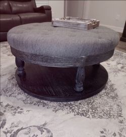 40in round tufted coffee table New