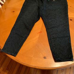 BRAND NEW W/ TAGS Torrid Dark Print Denim Jeans size 18 w/ Zipper at Ankles for Stilettos