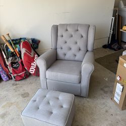 Delta Children Glider Rocker
