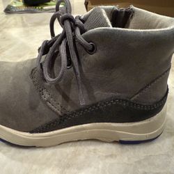 Toddler UGG BOOTS 