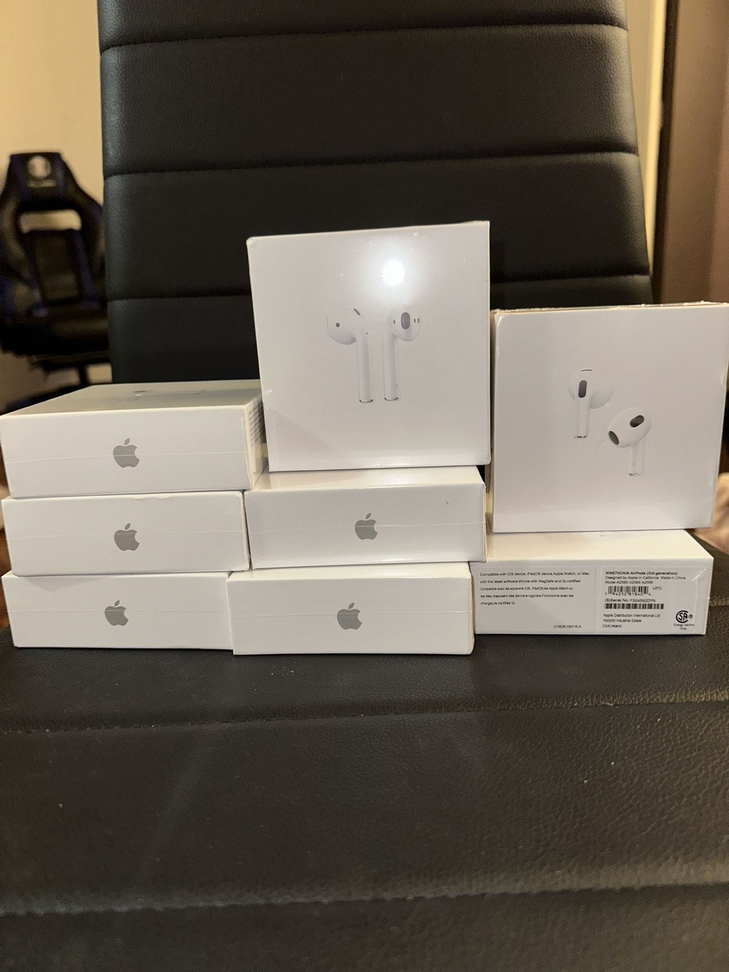 AirPods