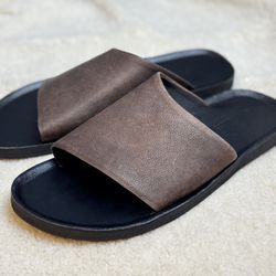 Men’s Brown Genuine Leather Slide Sandals Slip On Casual Comfort US Size 10 
