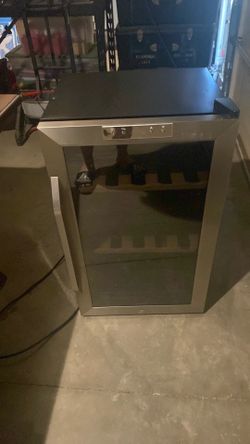 Dual temperature min fridge