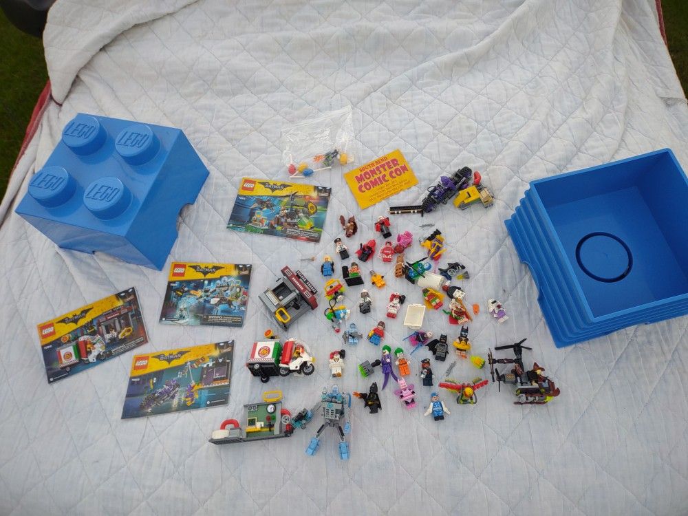 Mint Lego Batman Movie Minifigures Vehicles Lot